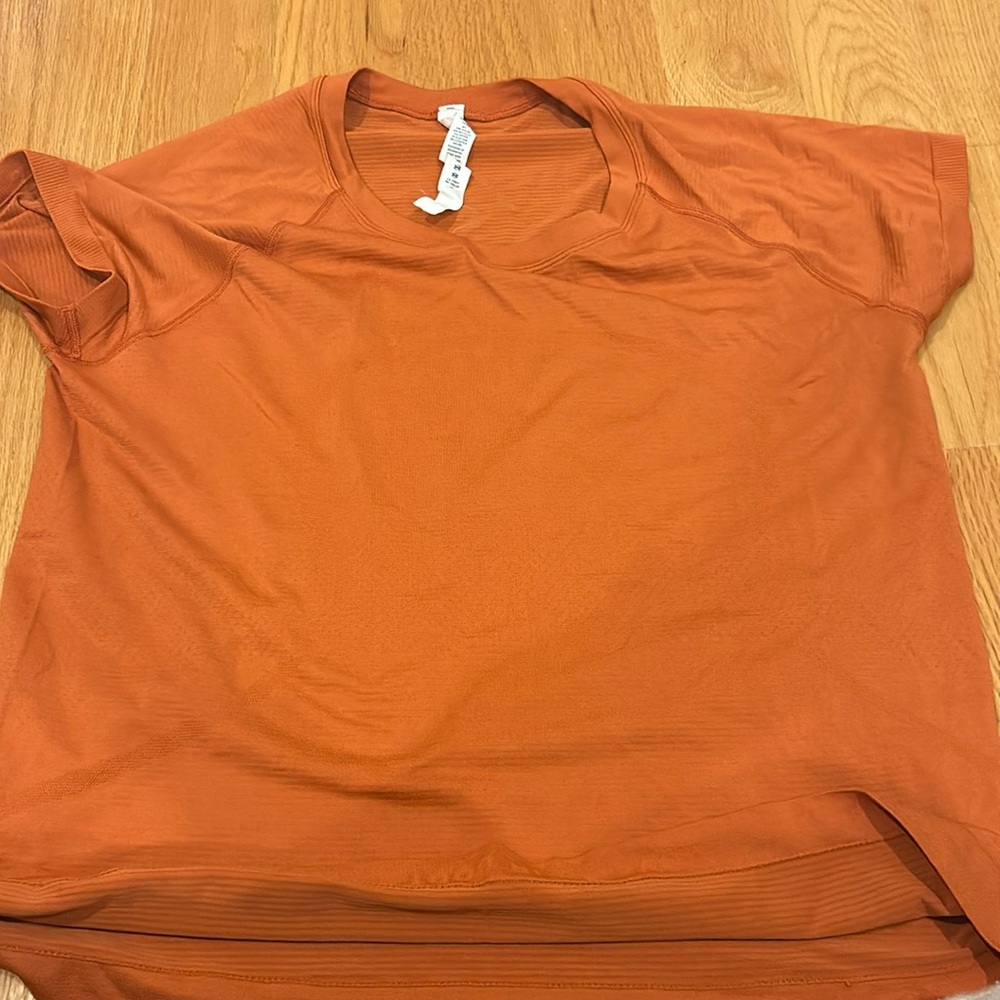 cropped orange tee lululemon swiftly